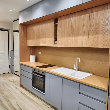 Orange Center Apartment