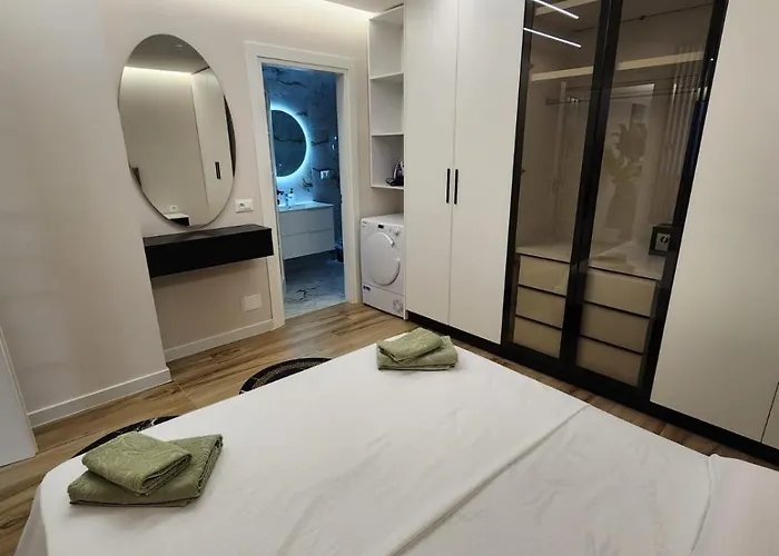 Orange Center 公寓 *